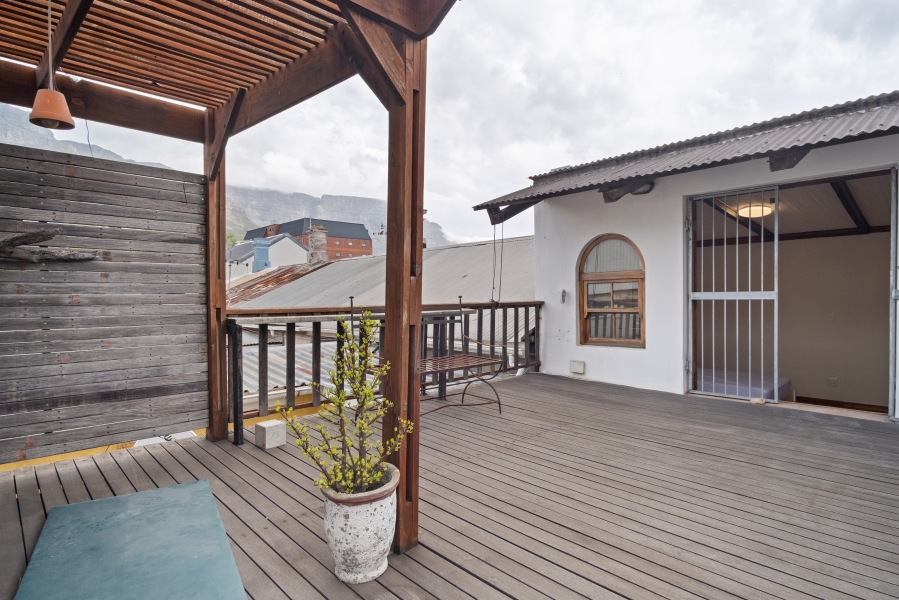To Let 4 Bedroom Property for Rent in Woodstock Western Cape